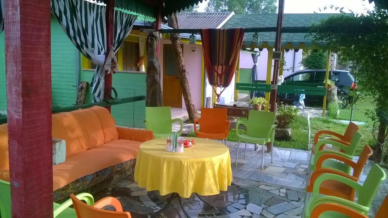Kolonia E Artistave Apartamento Velipojë Exterior foto
